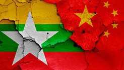 ミャンマー東部、国軍による無差別攻撃で10万人が避難 中国資本が入った地域で弾圧が深刻化する ミャンマー東部、国軍による無差別攻撃で10万人が避難 中国資本が入った地域で弾圧が深刻化する