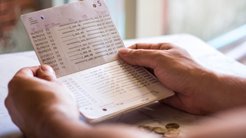 衆院選に向け、どの党も「バラマキ」政策 お金を貯められない社会は、夢が持てない社会 衆院選に向け、どの党も「バラマキ」政策 お金を貯められない社会は、夢が持てない社会