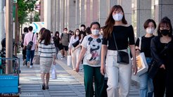 屋外マスクほぼ不要と政府見解も実質的な強制は変わらず 「人の温もり」が感じられる社会を取り戻せ 屋外マスクほぼ不要と政府見解も実質的な強制は変わらず 「人の温もり」が感じられる社会を取り戻せ