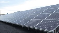 固定制度買取価格の低下で太陽光やバイオマスなどの再エネ事業者の倒産が増加 ─ 補助金なしで成り立たない事業を、これ以上推進するべきなのか？