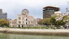 左翼史観の石破首相が「戦後80年談話」を見送りで、保守派は安堵 ─ 「大戦検証の見解」を発出する別案に嫌な予感