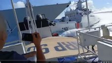フィリピン船を排除しようとして中国軍艦同士が"衝突事故" ─ 実は「体当たり」でフィリピン船を沈めようとしていたと非難轟々