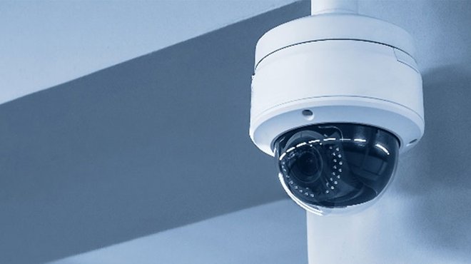 「園児の着替え」など防犯カメラ映像500件が海外サイトに流出 ─ デジタル化で高まる「監視社会」のリスクを直視し、「自由の価値」の見直しを