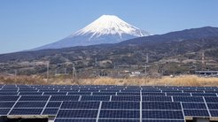 メガソーラー支援は再来年度廃止も、代わりに屋根設置パネルを推進？ ─ もう一段踏み込んだ「再エネ撤退」を目指せ