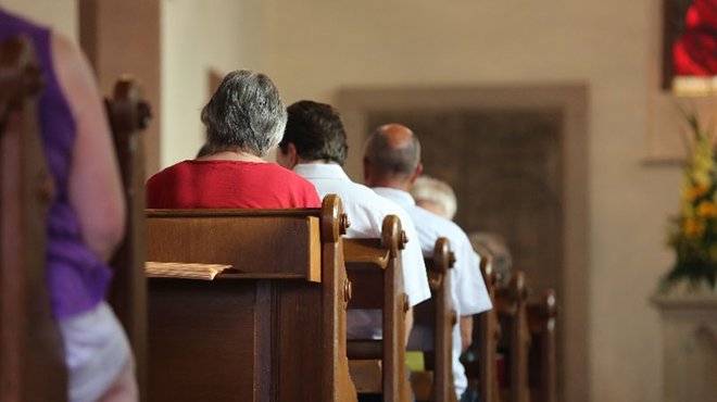 反ICEのジャーナリストらが教会に侵入して逮捕も「報道の自由」を主張 ─ しかし、報道関係者に「宗教活動の妨害」の権利はないとの批判集まる