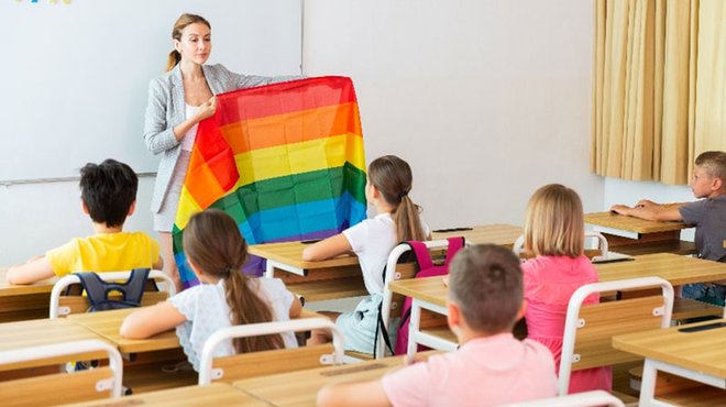 トランプ政権、「性自認によるトイレの使用」などを学校に義務付ける合意を破棄 ─ LGBT保護を強制したオバマ・バイデン政権がもたらした深刻な被害