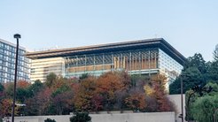 高市政権肝いりの国民会議も、「減税より給付を」の声が強まるばかり……給付付き税額控除は富の再分配を強化する社会主義政策