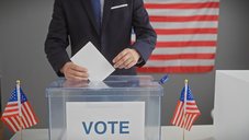 共和党が中間選挙勝利に大きく前進、米最高裁が民主党有利の選挙区の区割りに「違憲判決」
