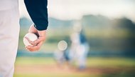 高校野球女子選抜との試合で本気のプレーを見せるイチロー ─ 新たな目標に向かって戦い続けるプロは「慢心」と無縁