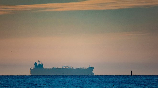 イランがホルムズ海峡を封鎖するも、石油輸送量は「開戦前にほぼ回復」し、海峡を支配できていない実態が判明 ─ 逆にイランの石油収入は今月ゼロになる危機