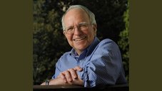 「フラット・タックス」の生みの親ロバート・ホール氏がノーベル経済学賞を受賞 ─ ケインズ経済学の再構築で受賞するも、米保守派は減税運動の知的基盤を築いたことを評価 「フラット・タックス」の生みの親ロバート・ホール氏がノーベル経済学賞を受賞 ─ ケインズ経済学の再構築で受賞するも、米保守派は減税運動の知的基盤を築いたことを評価