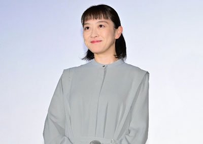 三納みなみ