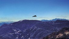 トランプUFO開示「第7弾」は米軍基地上空の三角UFOに熱視線 ─ ロズウェル証言や、"宇宙人の存在公表シナリオ"も