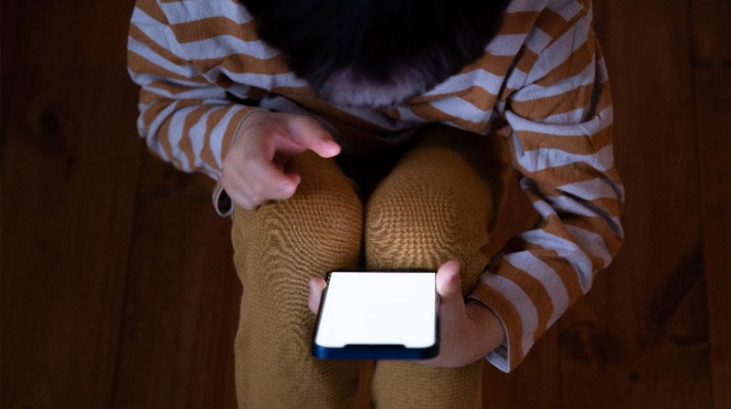 未成年のSNS依存をめぐる米国の裁判で、SNS企業に賠償命令を下す評決 ─ 大人は有害性を認識し、子供には制限するなど対策必要